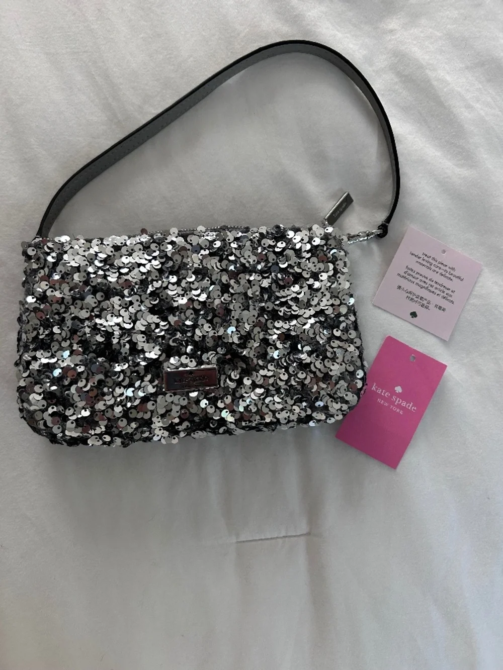 NWT Kate Spade Kiki Sequin Convertible Wristlet